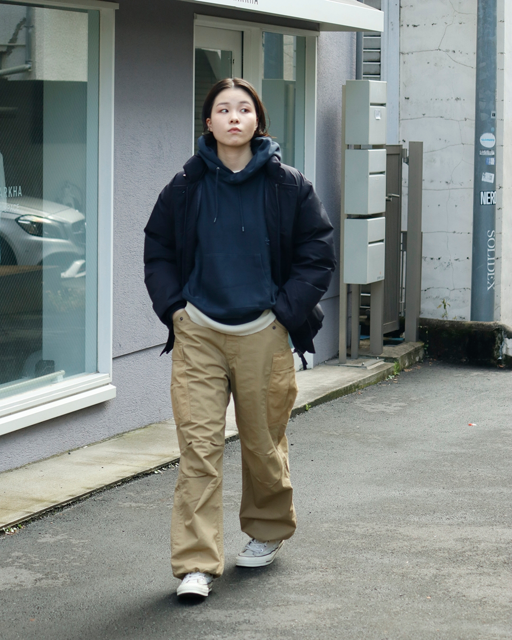 SUZUKI

Model : 163cm

▶Jacket : XXS
▶Sweat : 0
▶Thermal : 0
▶Pants : 0

オンラインに在庫の無い商品・実際の着用感などは、お気軽に店舗スタッフまでお問い合わせください。
nanamica D.W.S.