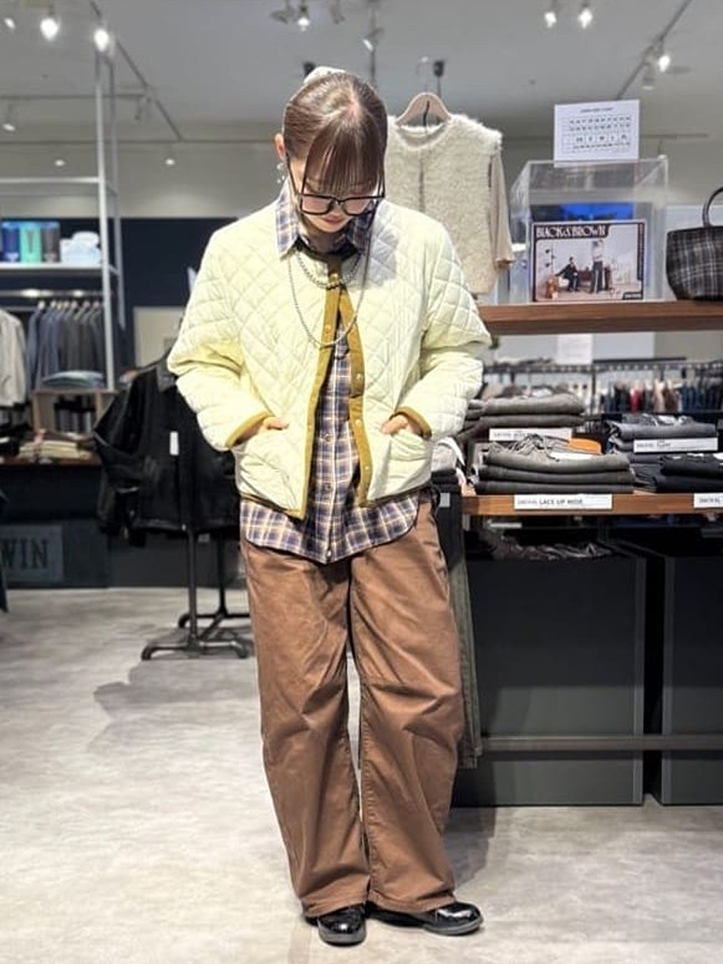 EDWIN DENIM GALAXY イーアスつくばのひかりさんのSOMETHINGのSOMETHING キルティングミドルコートを使ったコーディネート