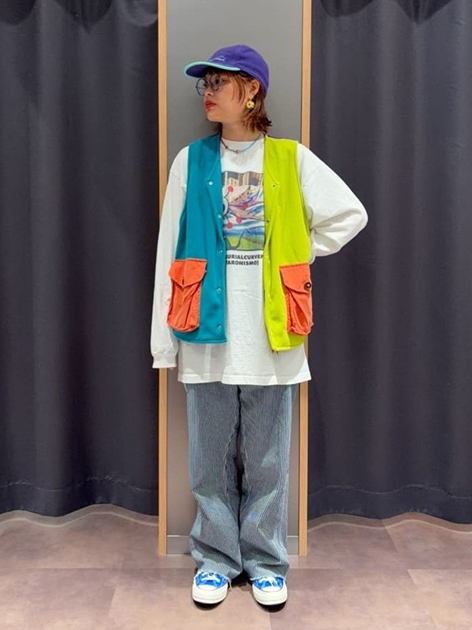 本部のちゃんりさんのLeeの【試着対象】DUNGAREES ワイドペインターパンツ/デニム セットアップ対応【ユニセックス】を使ったコーディネート
