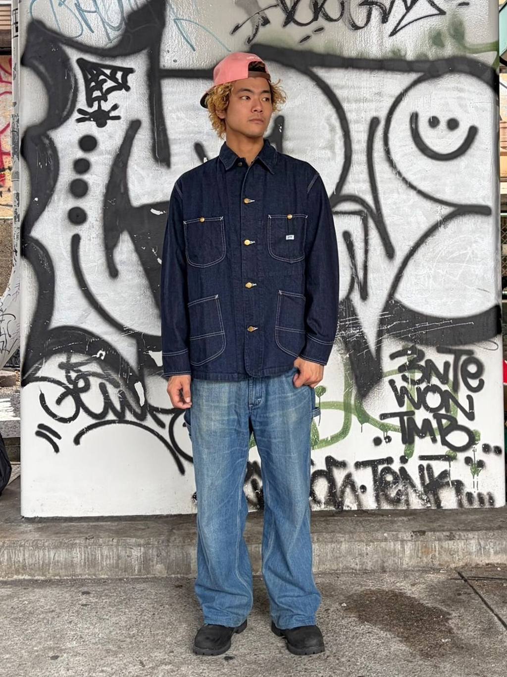 南堀江店のSHOGOさんのLeeの【試着対象】DUNGAREES ワイドペインターパンツ/デニム セットアップ対応【ユニセックス】を使ったコーディネート
