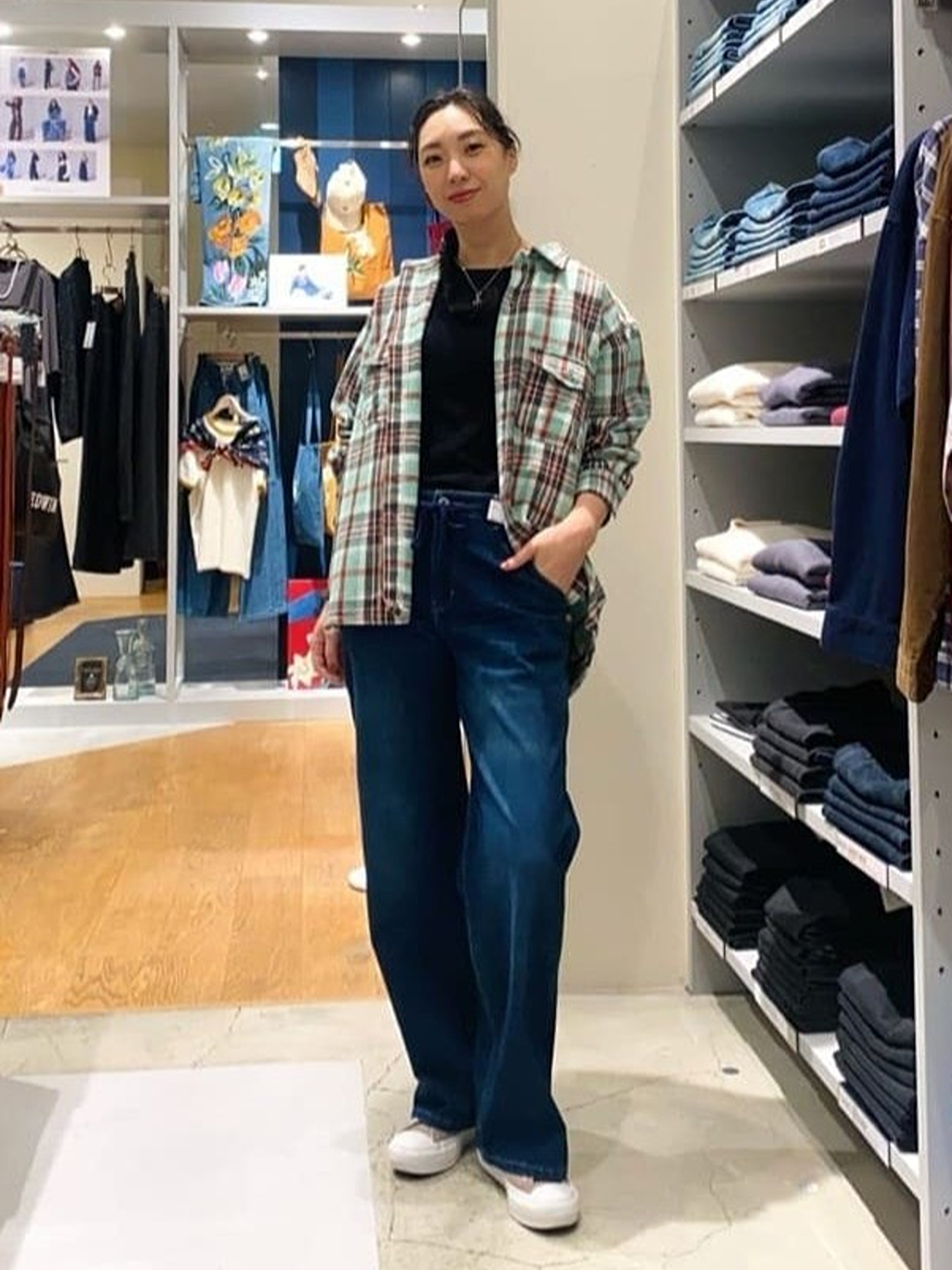EDWIN DENIM GALAXY 流山おおたかの森S.CのryokoさんのEDWINの【試着対象】EDWIN LADIES ジャージーズ イージーワイドデニムパンツを使ったコーディネート