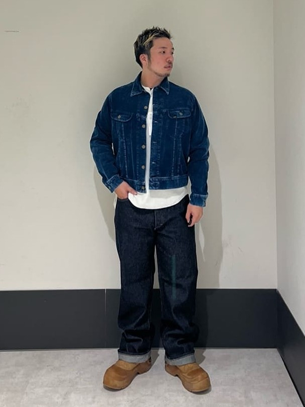 アミュプラザ鹿児島店のYOUSANさんのLeeの【試着対象】WESTERNER JACKET / ウエスタナージャケット コーデュロイ【セットアップ可】を使ったコーディネート