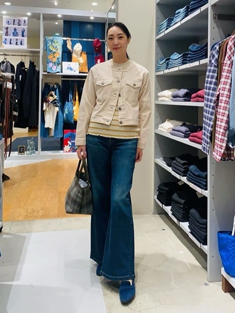 EDWIN DENIM GALAXY 流山おおたかの森S.CのryokoさんのSOMETHINGの【試着対象】SOMETHING LISA ワイドデニムパンツを使ったコーディネート