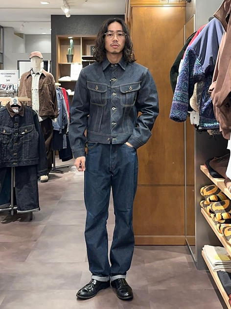 なんばパークスのリュウキさんのLeeの【試着対象】THE ARCHIVES COWBOY 101 1945 MODELを使ったコーディネート