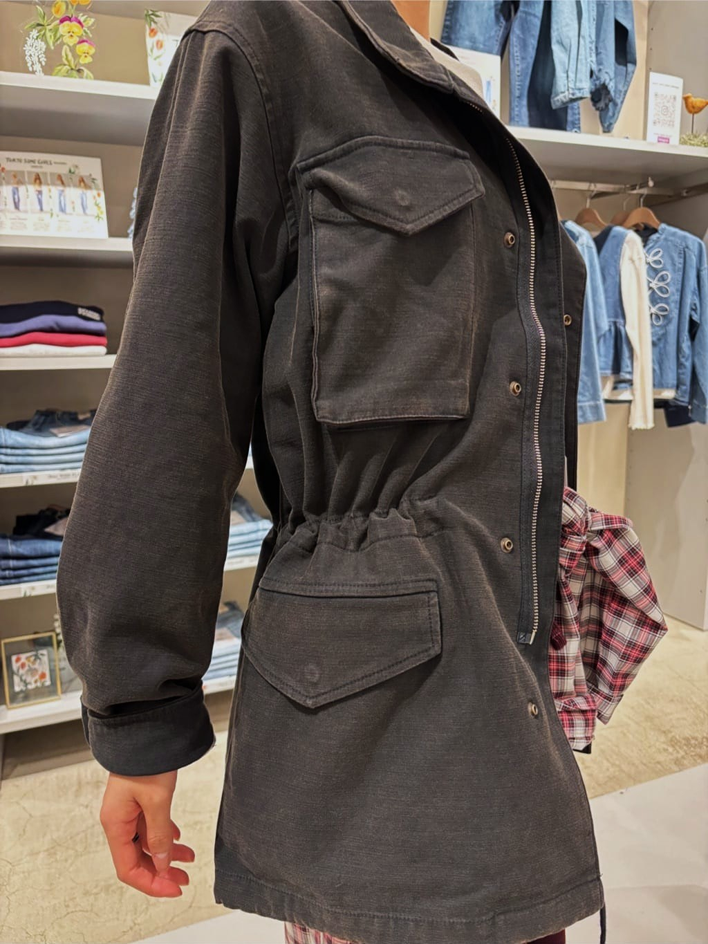 EDWIN DENIM GALAXY 流山おおたかの森S.CのAmiさんのEDWINの【試着対象】EDWIN LADIES ノンストレッチ コーデュロイ イージーワイドパンツを使ったコーディネート