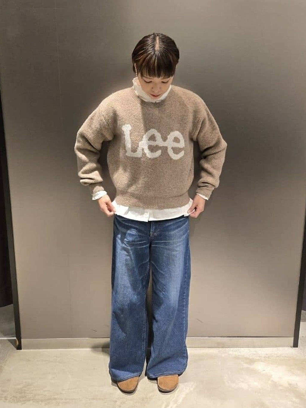 ステラプレイス札幌店のIzumiさんのLeeの【LOOKBOOK掲載】KNIT LeeLOGO SWEATER / ニットリーロゴセーターを使ったコーディネート