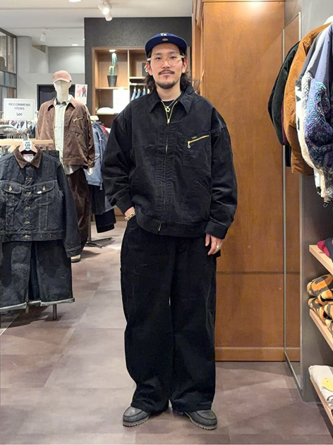 なんばパークスのホソノさんのLeeのSUPERSIZED ビッグシルエットジップアップコーデュロイジャケット/DUNGAREES セットアップ対応を使ったコーディネート