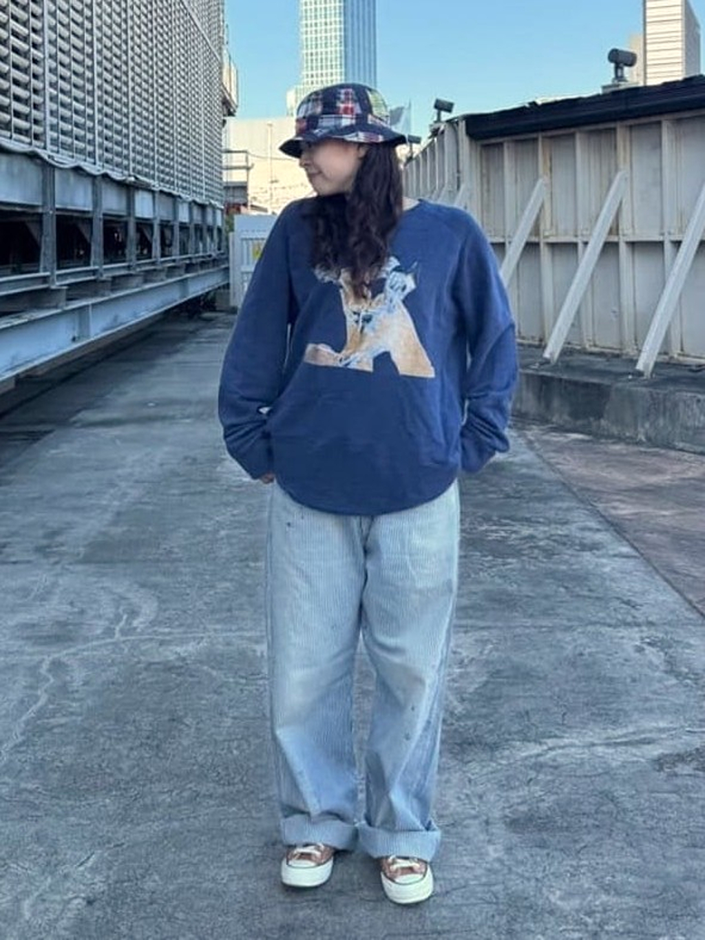 ルミネエスト新宿店のHanaさんのLeeの【試着対象】VINTAGE PAINTER PANTS/ビンテージぺインターパンツ【セットアップ可/DUNGAREES】を使ったコーディネート