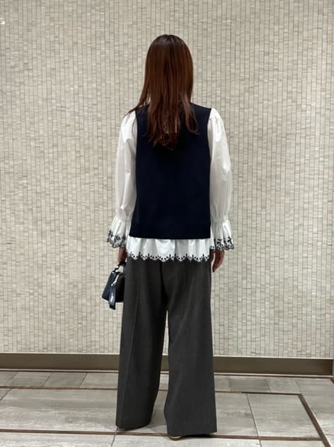 KANAZAWAさんの「UNITED ARROWS｜スカラップ コンビ ブラウス ニット」を使ったコーディネート
