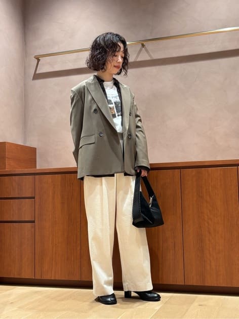 NARIさんの「BEAUTY&YOUTH UNITED ARROWS｜メタル スマートチェーン ネックレス」を使ったコーディネート