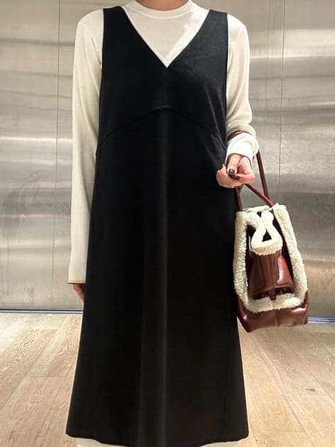 HIROSEさんの「BEAUTY&YOUTH UNITED ARROWS｜リブライン ニットプルオーバー ウォッシャブル」を使ったコーディネート
