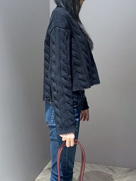 坂入　柚さんの「MOUSSY｜WAVE LINE HAND バッグ」を使ったコーディネート