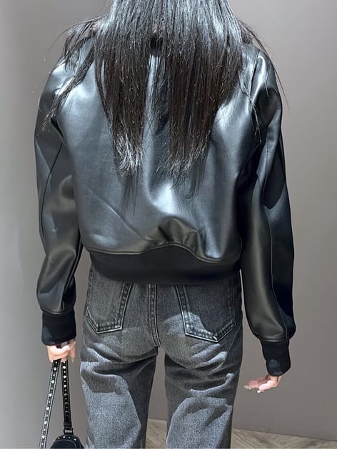 坂入　柚さんの「MOUSSY｜JEWEL STUDS SHOUDER バッグ」を使ったコーディネート