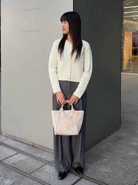aikaさんの「NATURAL BEAUTY BASIC｜＜Oggi.jp掲載＞ベルテッドワイドパンツ」を使ったコーディネート