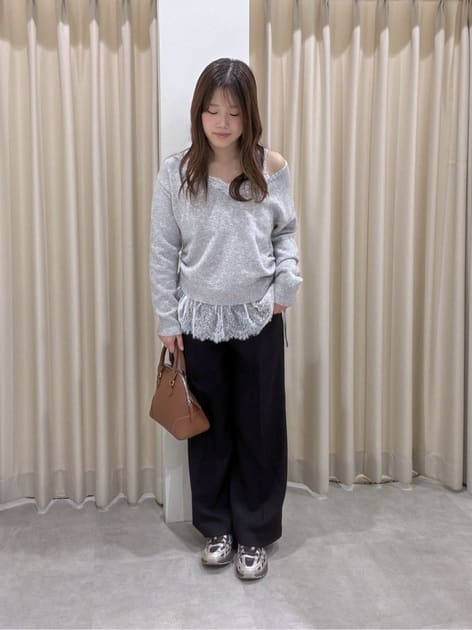 rikoさんの「FREE'S MART｜レースドッキングサイドドロストニット」を使ったコーディネート