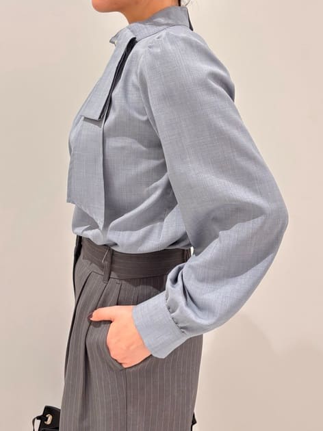 Miwaさんの「NATURAL BEAUTY BASIC｜サイドタイブラウス」を使ったコーディネート
