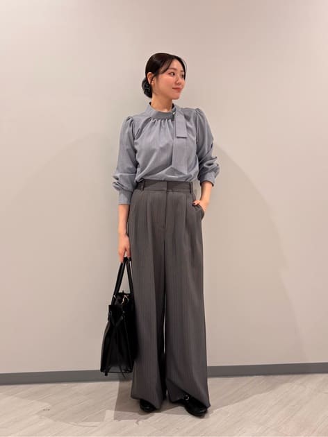 Miwaさんの「NATURAL BEAUTY BASIC｜サイドタイブラウス」を使ったコーディネート