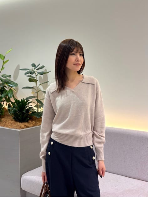 mocoさんの「NATURAL BEAUTY BASIC｜<WEB限定ｶﾗｰ:ﾗｲﾄｸﾞﾘｰﾝ><ちょうど､いい服>品よく､ゆるく｡ｽ  」を使ったコーディネート