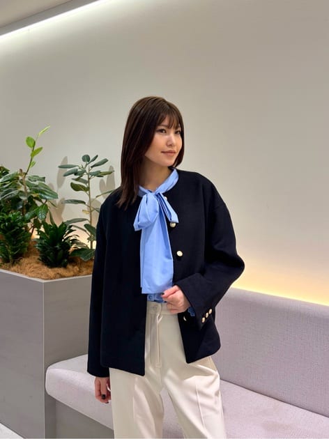 mocoさんの「NATURAL BEAUTY BASIC｜<WEB限定ｶﾗｰ:ﾓｶ><ちょうど､いい服>&ldquo;いつものが見違えるﾊｰﾌｺｰ 」を使ったコーディネート